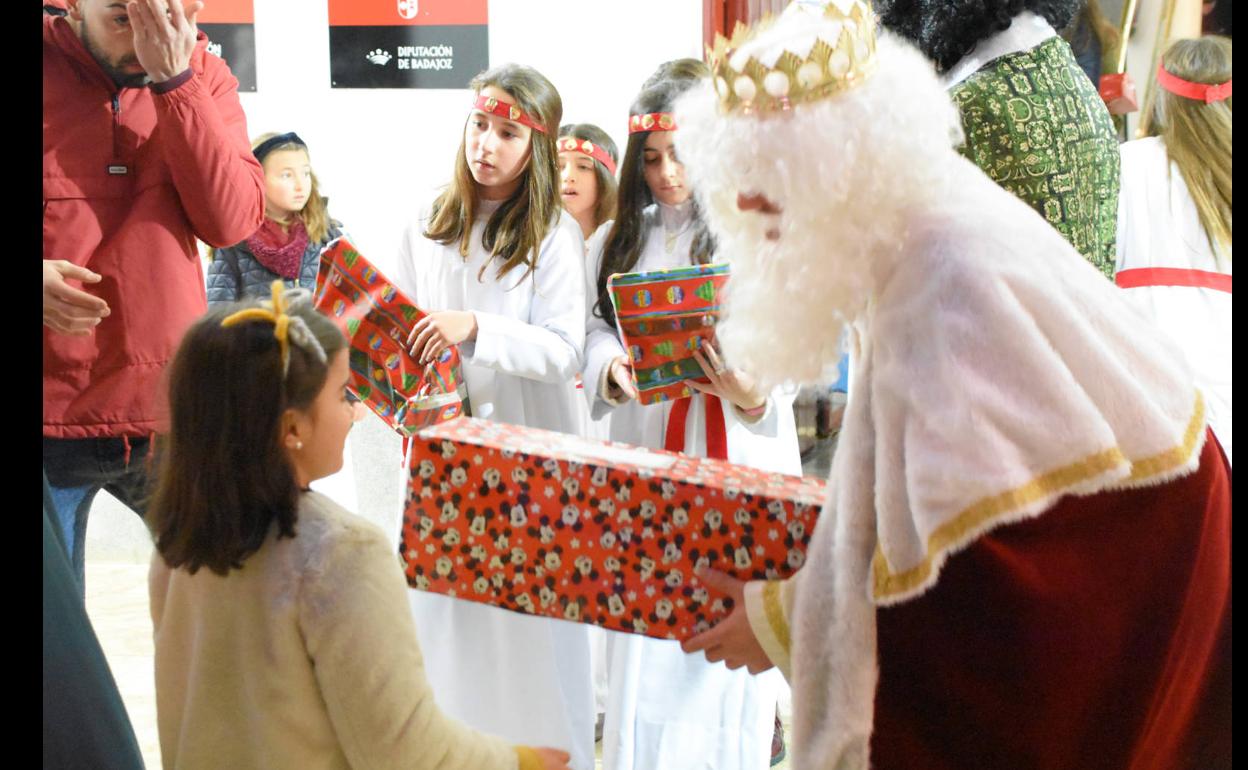 Los Reyes Magos recibirán a los niños en el pabellón municipal el 5 de enero