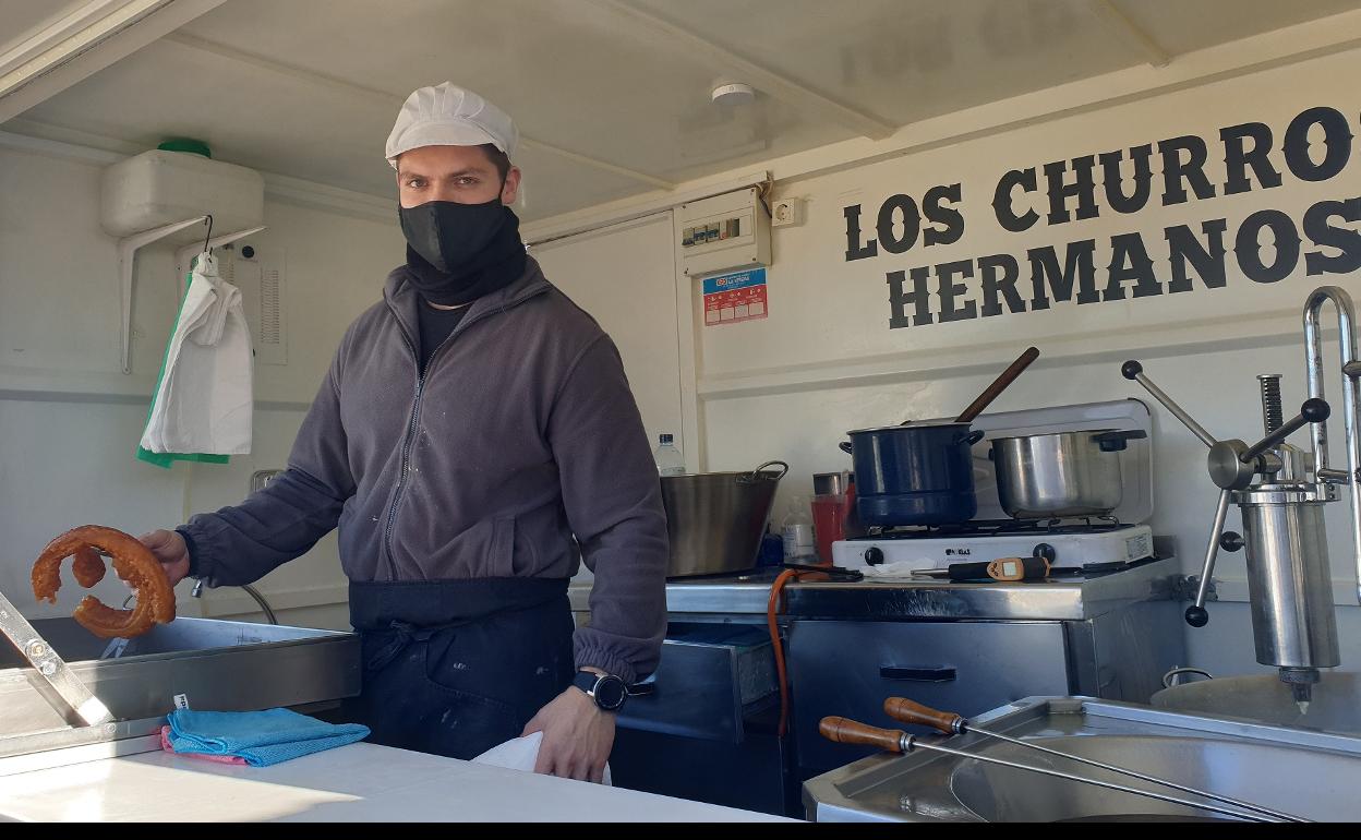 «Antes de la pandemia podía vender 250 churros, y ahora de 150-180»