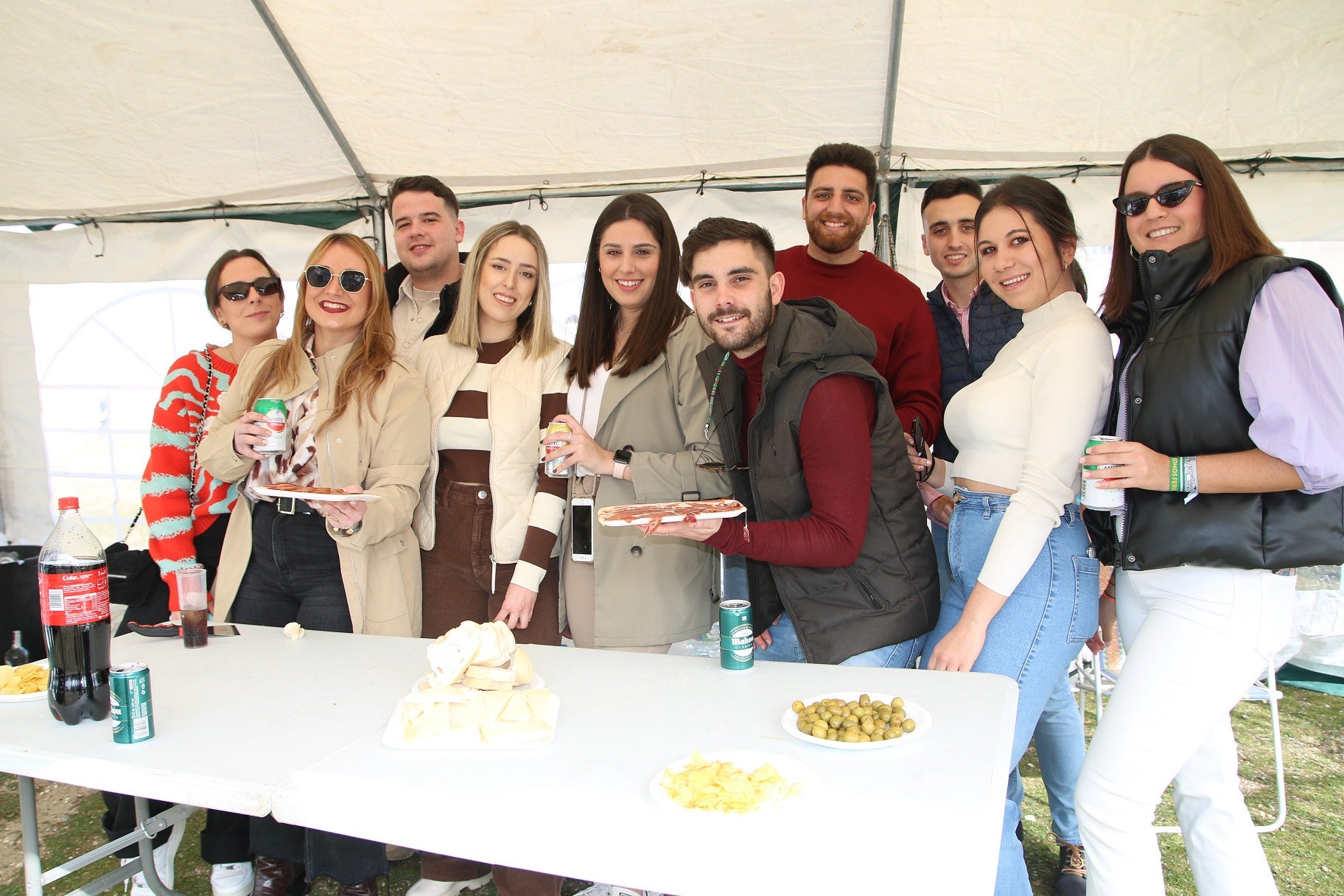 Mayores y pequeños disfrutaron de la Romería de San Valentín 2022. 