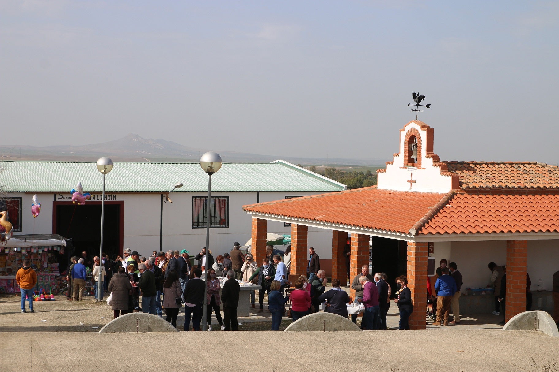 Mayores y pequeños disfrutaron de la Romería de San Valentín 2022. 
