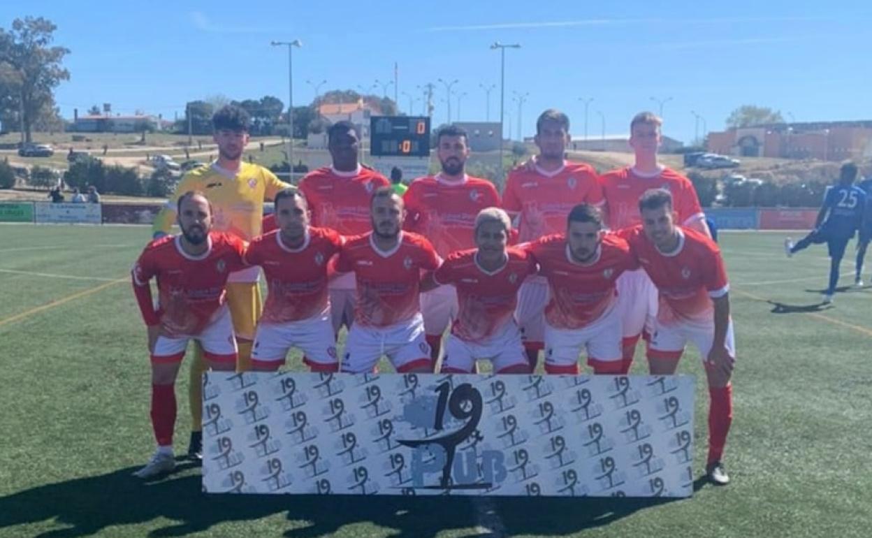 Once inicial del Campanario frente al Hernán Cortés. 