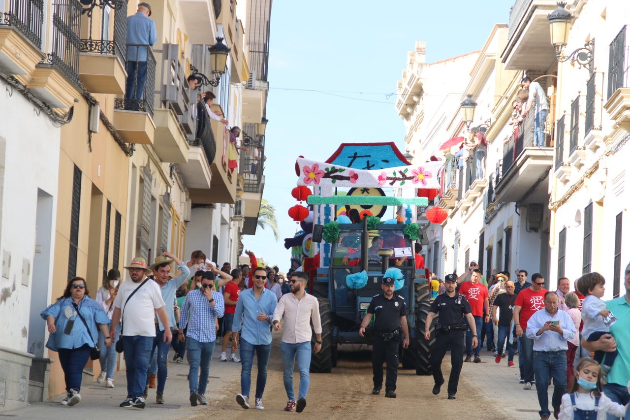 Las ocho carrozas fueron muy aplaudidas, aunque la ganadora, a juicio del jurado, fue 'Tomorrowland'.