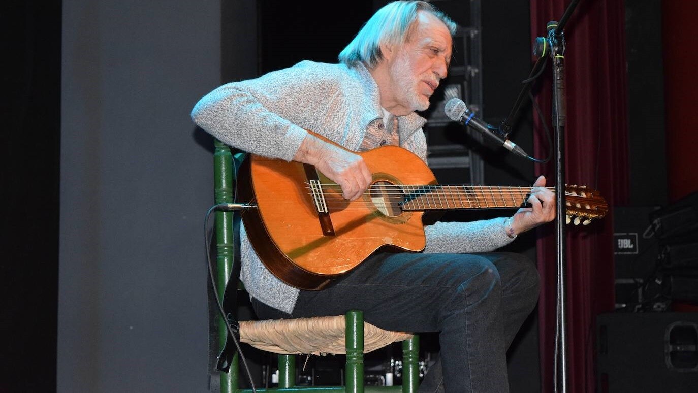 Actuación de Luis Pastor en Campanario presentando 'Extremadura Fado' 