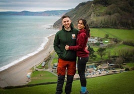 La campanariense María Isabel Carmona con su marido Conor Jones.