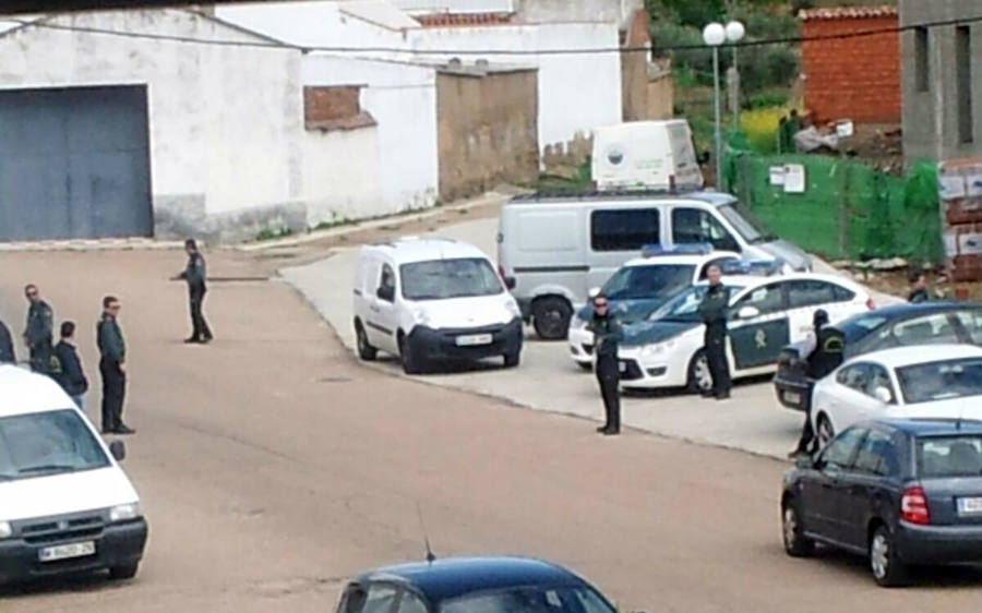 Espectacular redada antidroga en Campanario