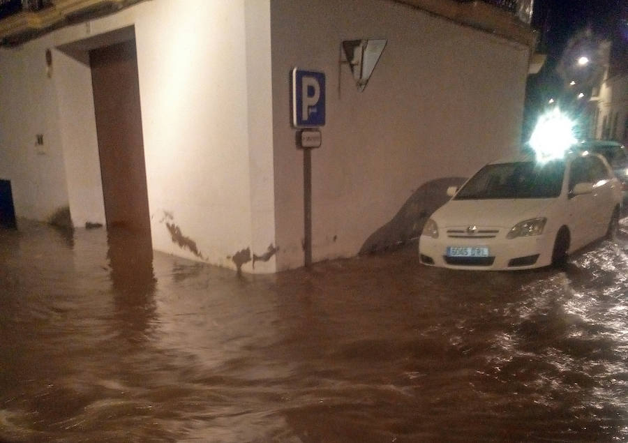 Un tremendo aguacero sorprendió anoche a Campanario