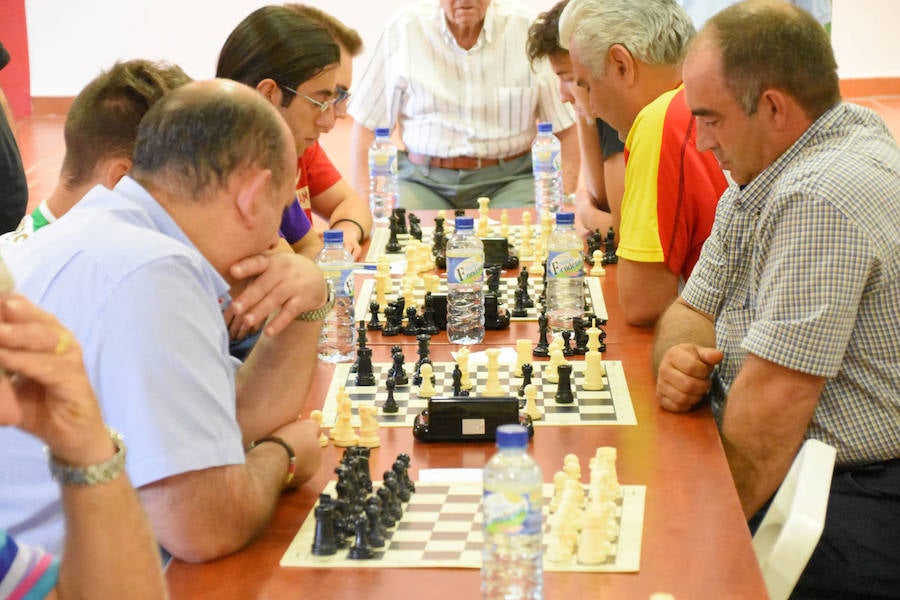 Una treintena de jugadores participaron en el Torneo de Ajedrez de Campanario