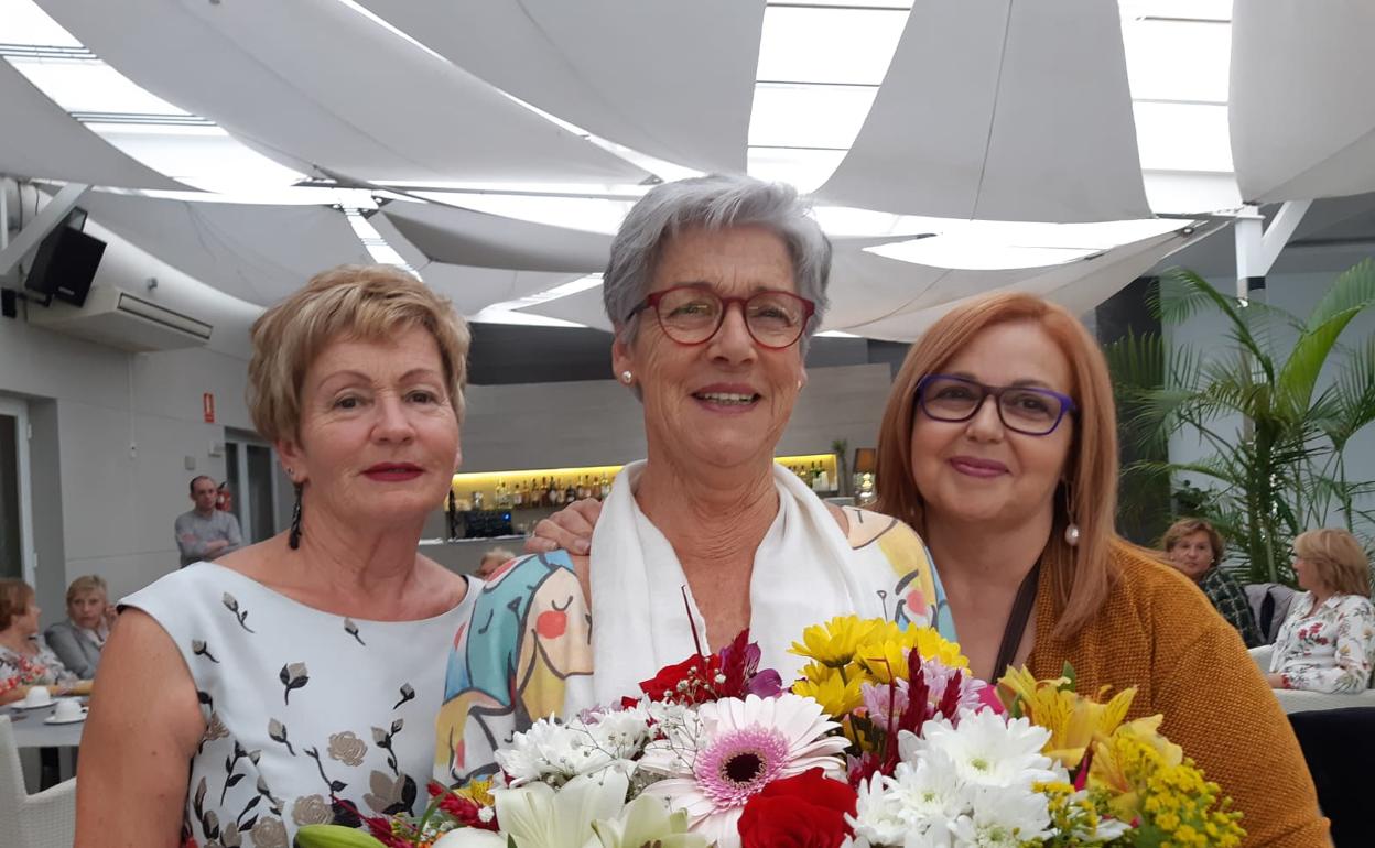 En 25 años el colectivo ha estado representado por cuatro presidentas: Angelita Santos, María José Tovar, Françoise Fortier y Mari Luz Aparicio. 