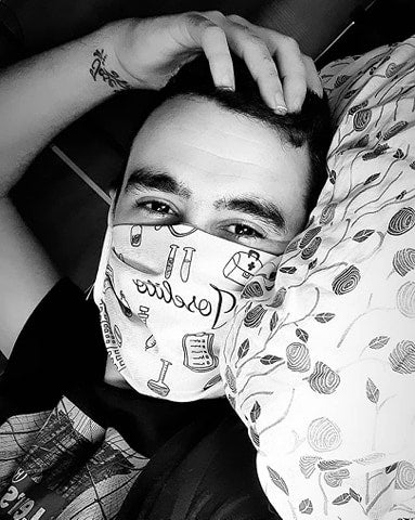 José Luis es auxiliar en una residencia de mayores. CEDIDA