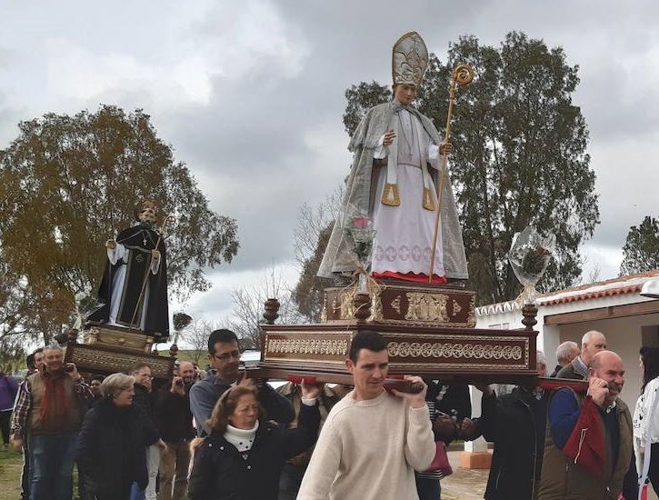 Procesión con los santos en febrero del pasado año.