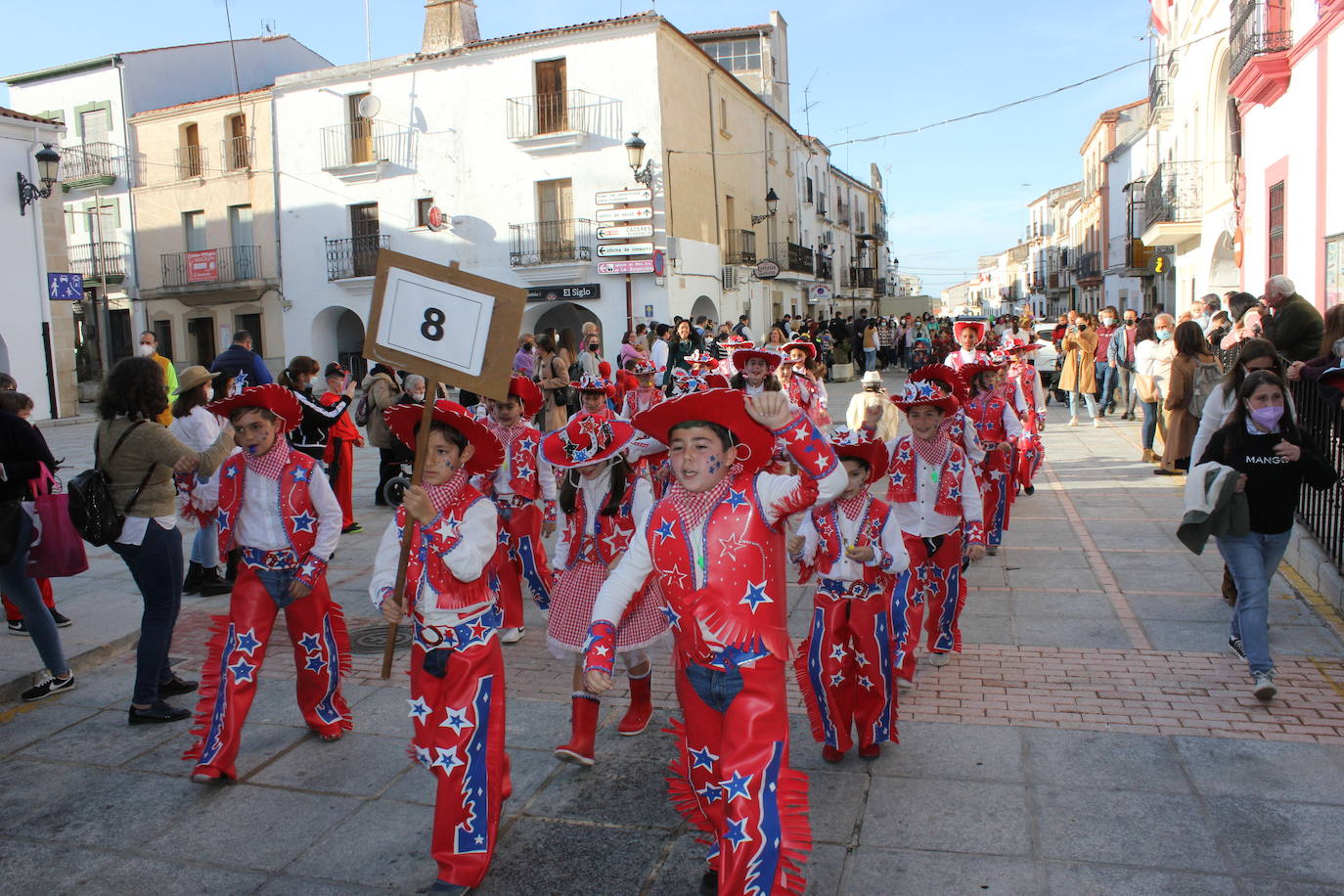 Fotos: Casar de Cáceres vuelve a disfrutar de un gran Carnaval
