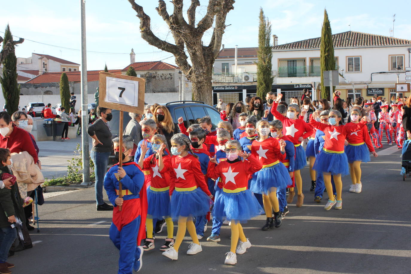Fotos: Casar de Cáceres vuelve a disfrutar de un gran Carnaval