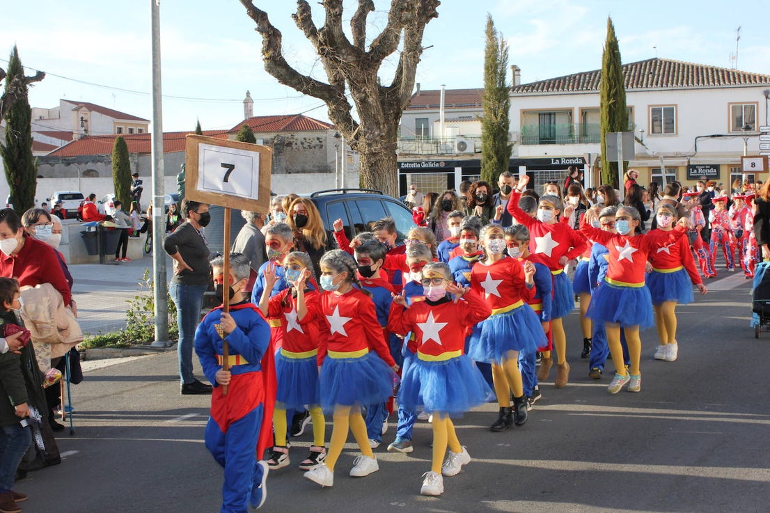 Fotos: Casar de Cáceres vuelve a disfrutar de un gran Carnaval