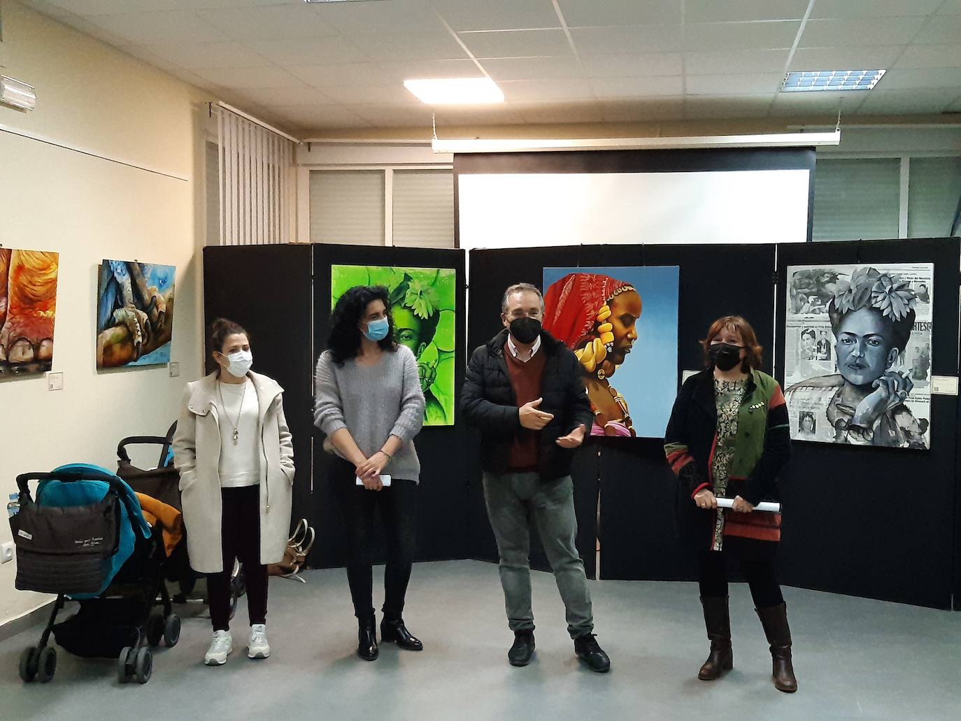 Acto de presentación de la exposición esta tarde en la casa de cultura. 