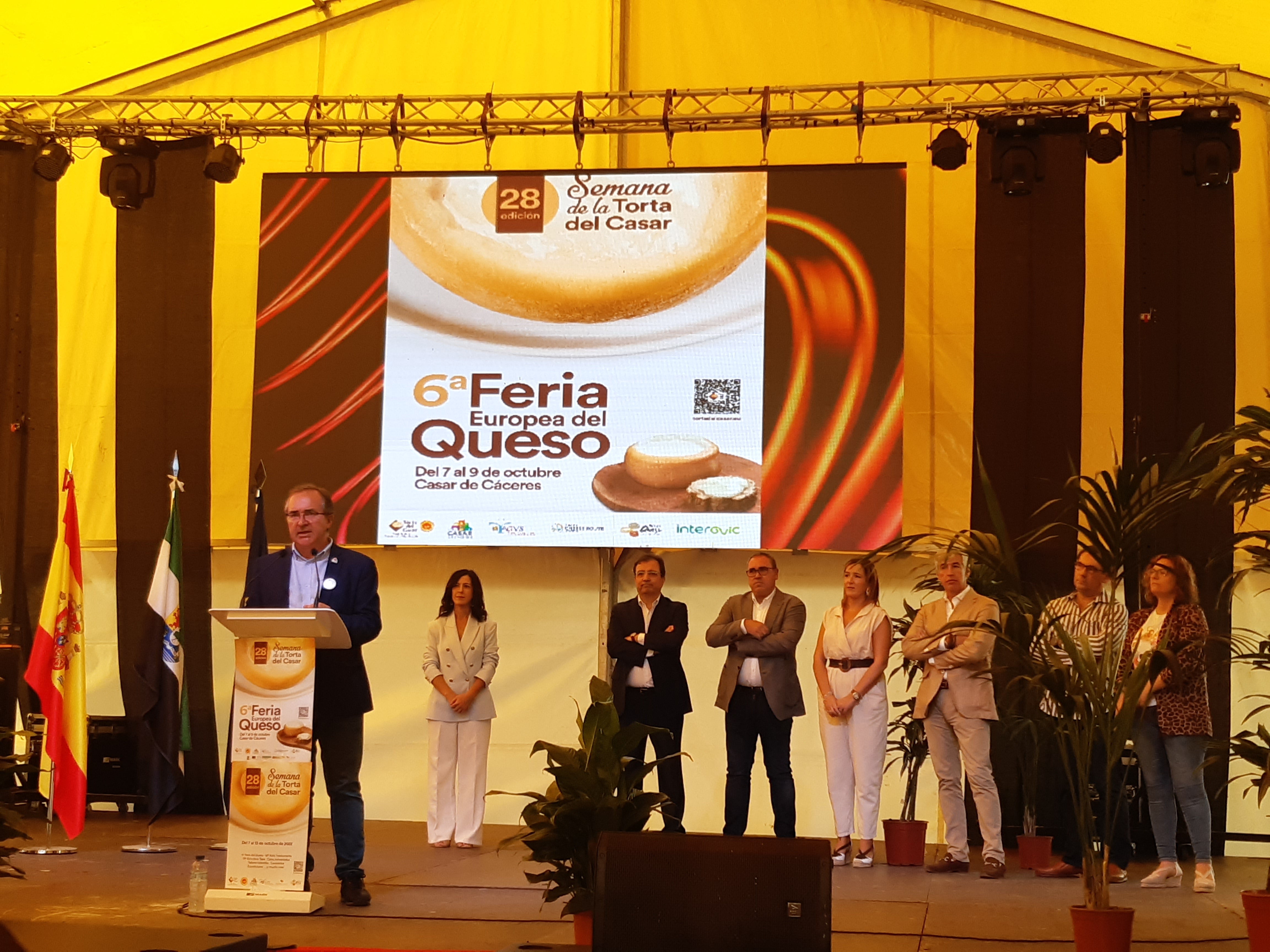 Fotos: La VI Feria Europea del Queso de Casar de Cáceres en imágenes
