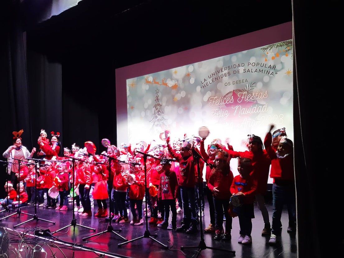 Fotos: Los casareños cantan a la Navidad