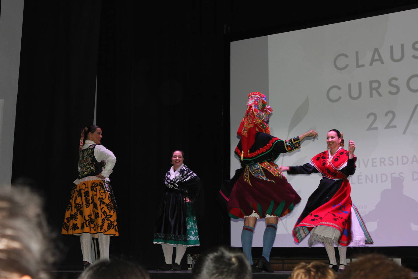 Imagen secundaria 1 - La Universidad Popular clausura el curso con unos 10.000 inscritos en todas sus actividades