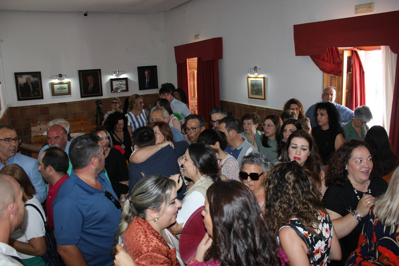 La toma de posesión de los nuevos concejales y la investidura de la alcaldesa en imágenes