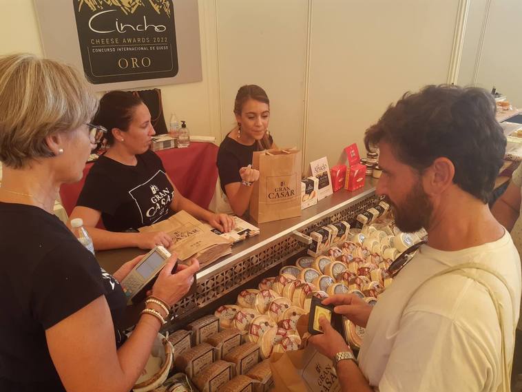 La Feria Europea del Queso arranca mañana en Casar de Cáceres con la presencia de 21 queserías de España y Portugal