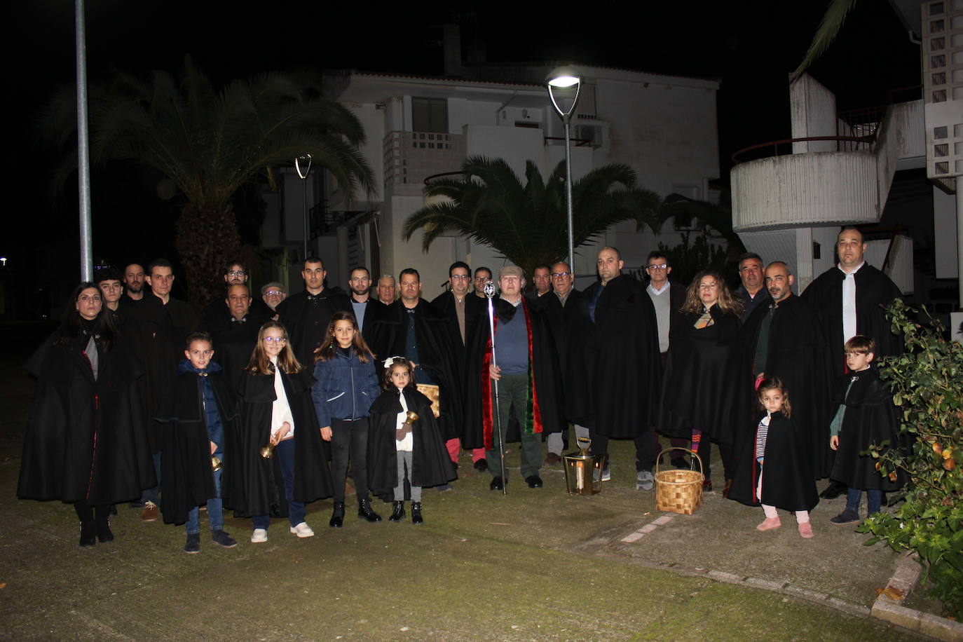 Arranca el tradicional Rezo de Reyes con la presencia de mujeres