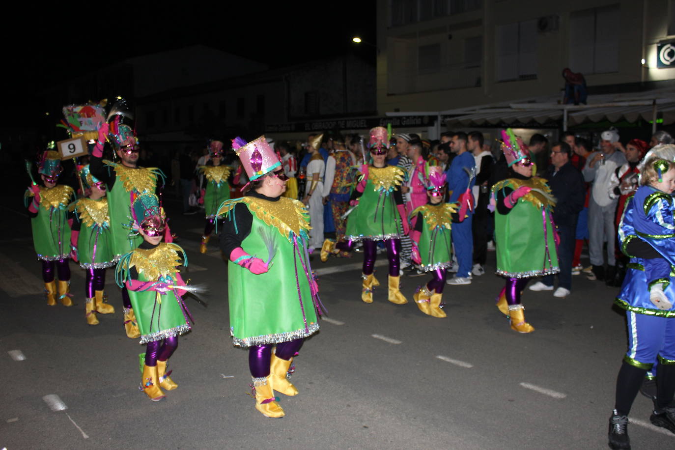 Fotos: El Carnaval casareño entusiasma a personas de todas las edades