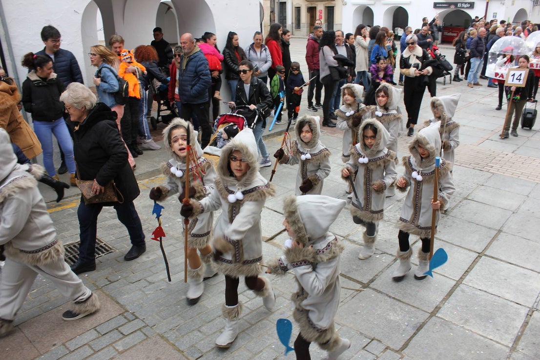 Fotos: El Carnaval casareño entusiasma a personas de todas las edades