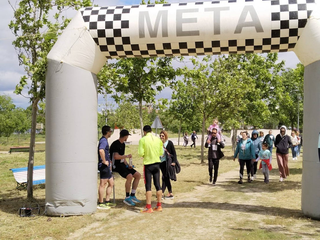 Así ha vivido Casar de Cáceres sus 12 horas solidarias 'Kilómetros por la investigación'