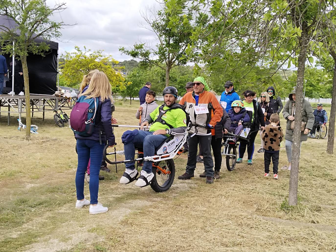 Así ha vivido Casar de Cáceres sus 12 horas solidarias 'Kilómetros por la investigación'