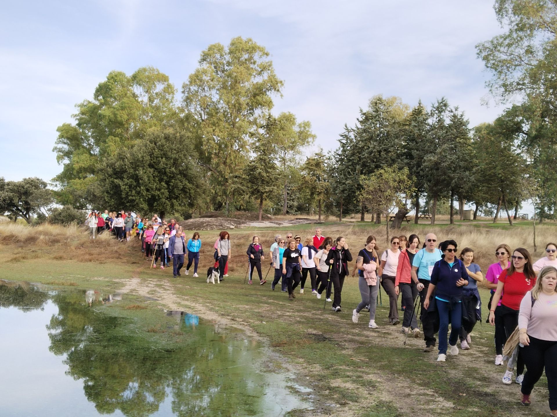La X Ruta solidaria de Adiscasar se celebra con cerca de 550 inscritos y bate su récord de participación