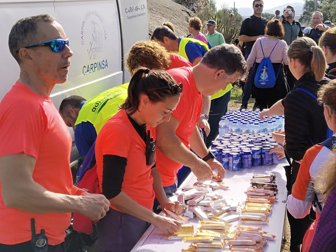 La X Ruta solidaria de Adiscasar se celebra con cerca de 550 inscritos y bate su récord de participación