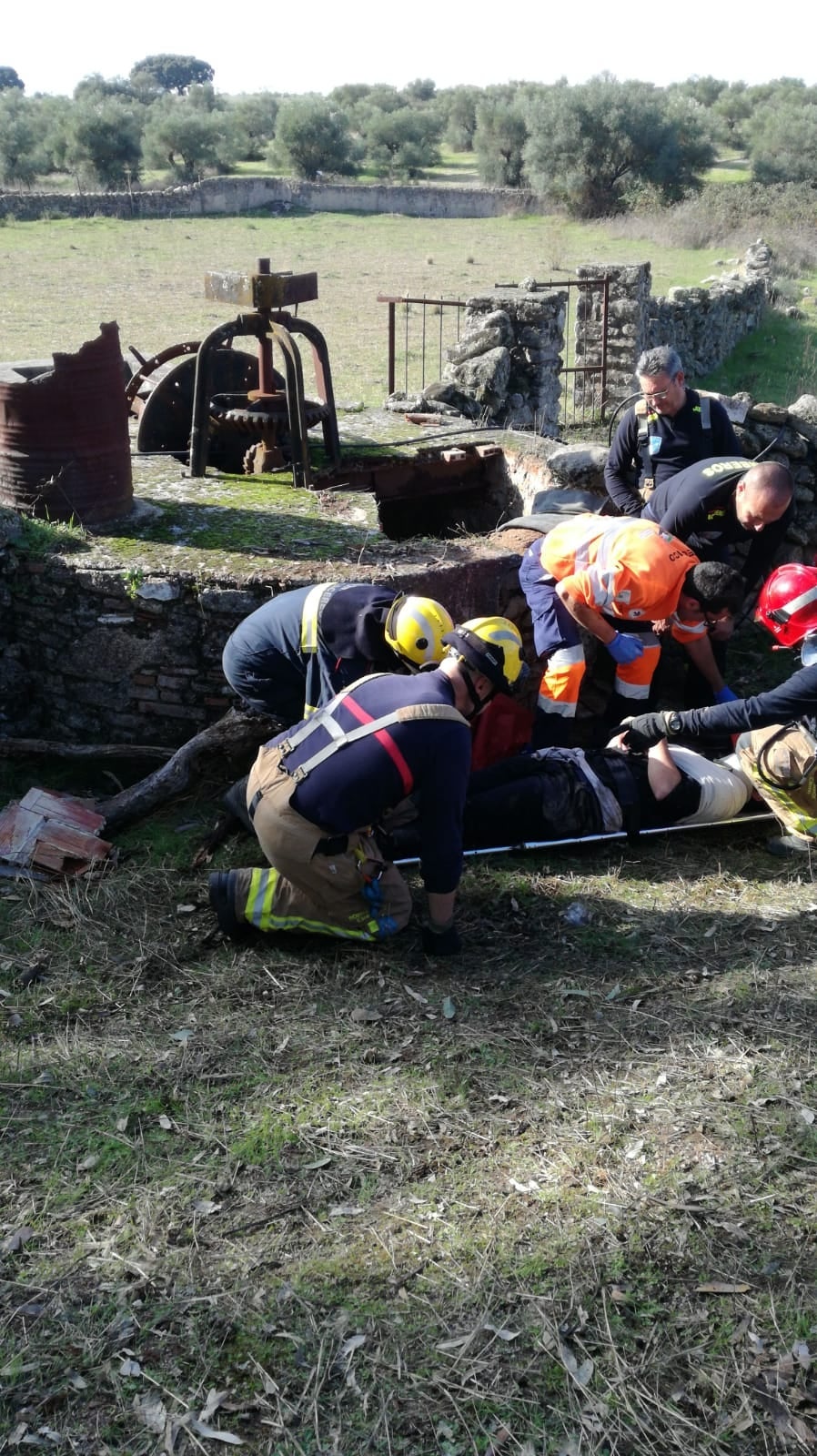 El pozo se encuentra ubicado en una finca cercana a la N-630. CEDIDA