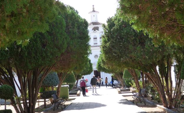 El Cementerio Municipal de Castuera cambia a su horario de verano