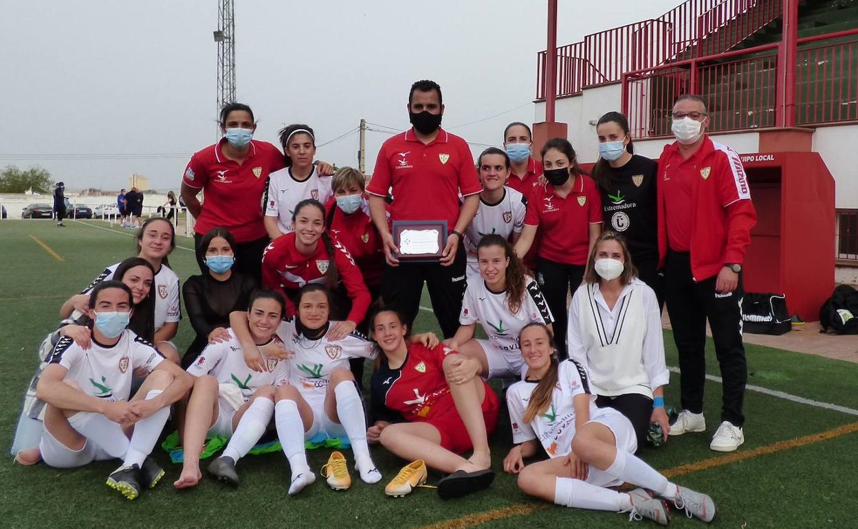 El CD Castuera afronta el tramo final de la liga con la aspiració́n de disputar el ascenso