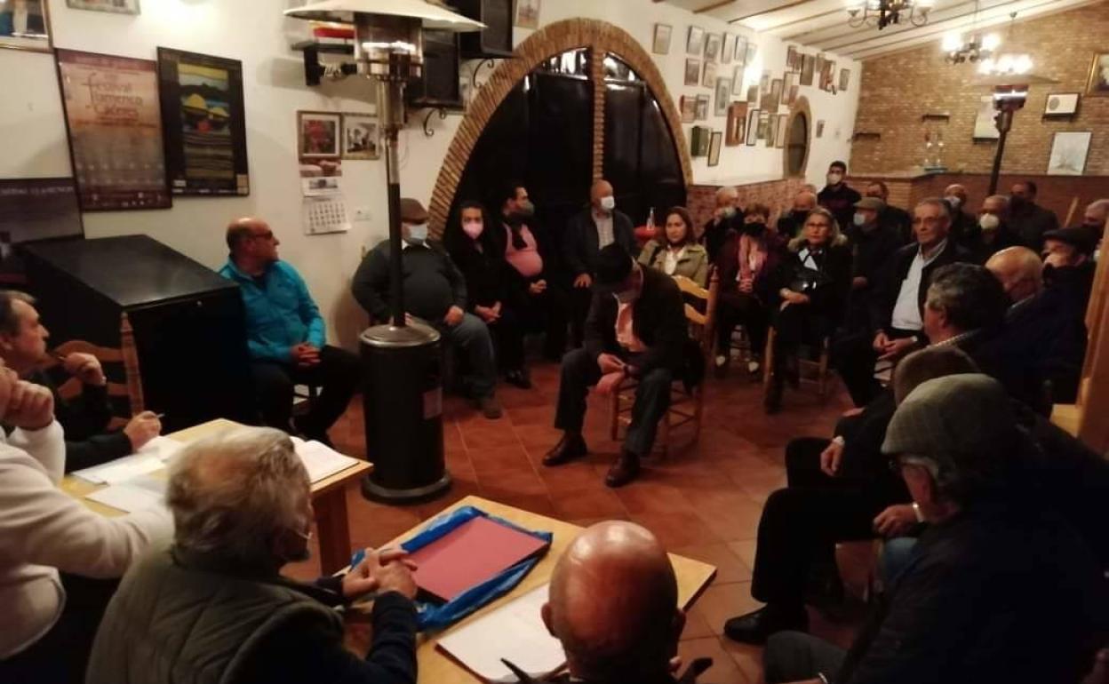 La Peña Flamenca 'Manzanito de Castuera' celebró el pasado día 25 su asamblea general de socios