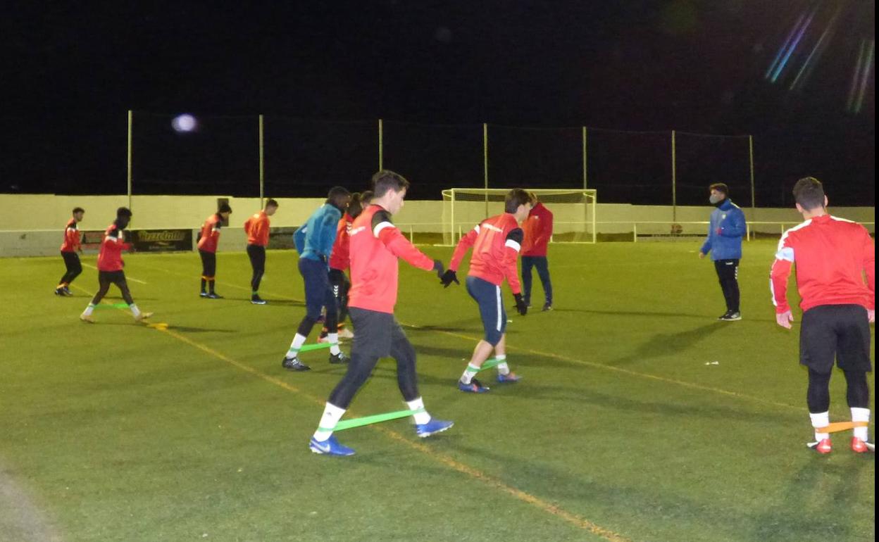 Una victoria, un empate y dos derrotas, balance de los equipos del CD Castuera en la última jornada