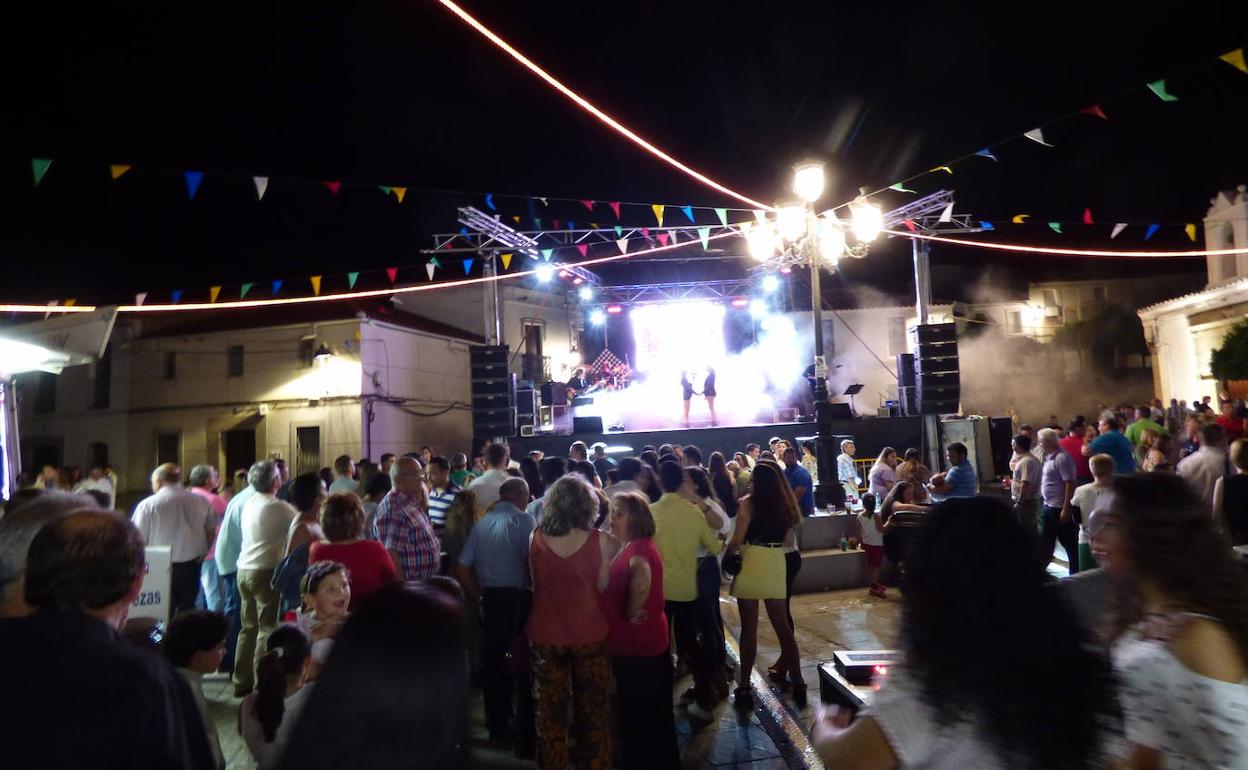 Velada de San Juan previa a la pandemia..