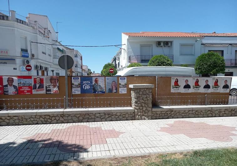 Uno de los espacios reservados para la campaña electoral en Castuera.