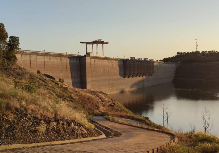 Los embalses de La Serena y Zújar suben 1 hectómetros cúbicos en los últimos 7 días