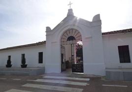 Entrada al Cementerio de Castuera.