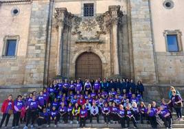 100 participantes se dan cita en la 'Iª Convivencia Deportiva de Mayores contra la Violencia de Género'