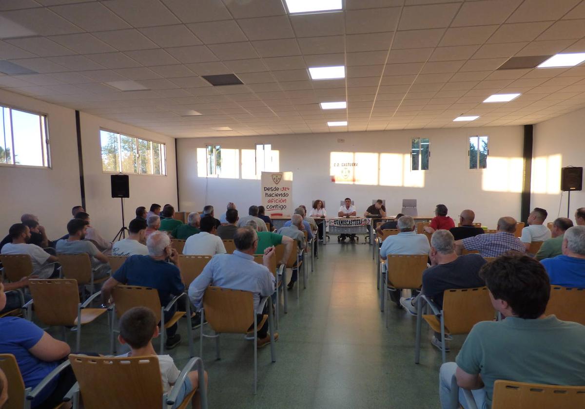 El CD Castuera se apunta al borrón y cuenta nueva para la próxima temporada