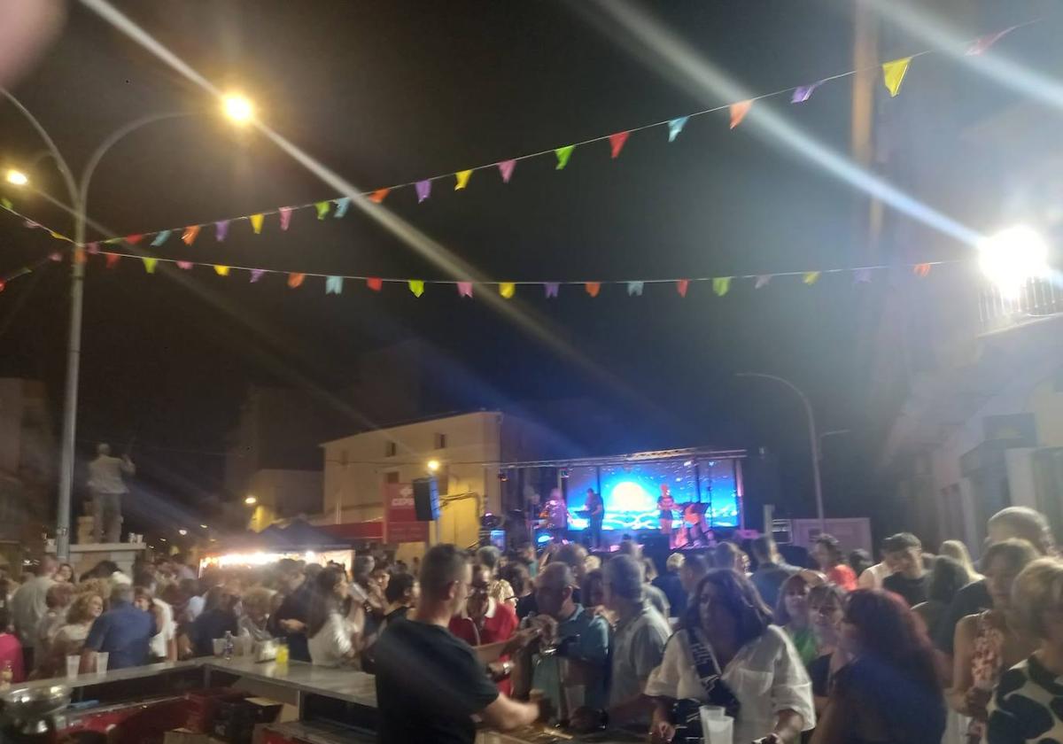 Buen ambiente en la velada de Santa Ana que se celebró el pasado sábado