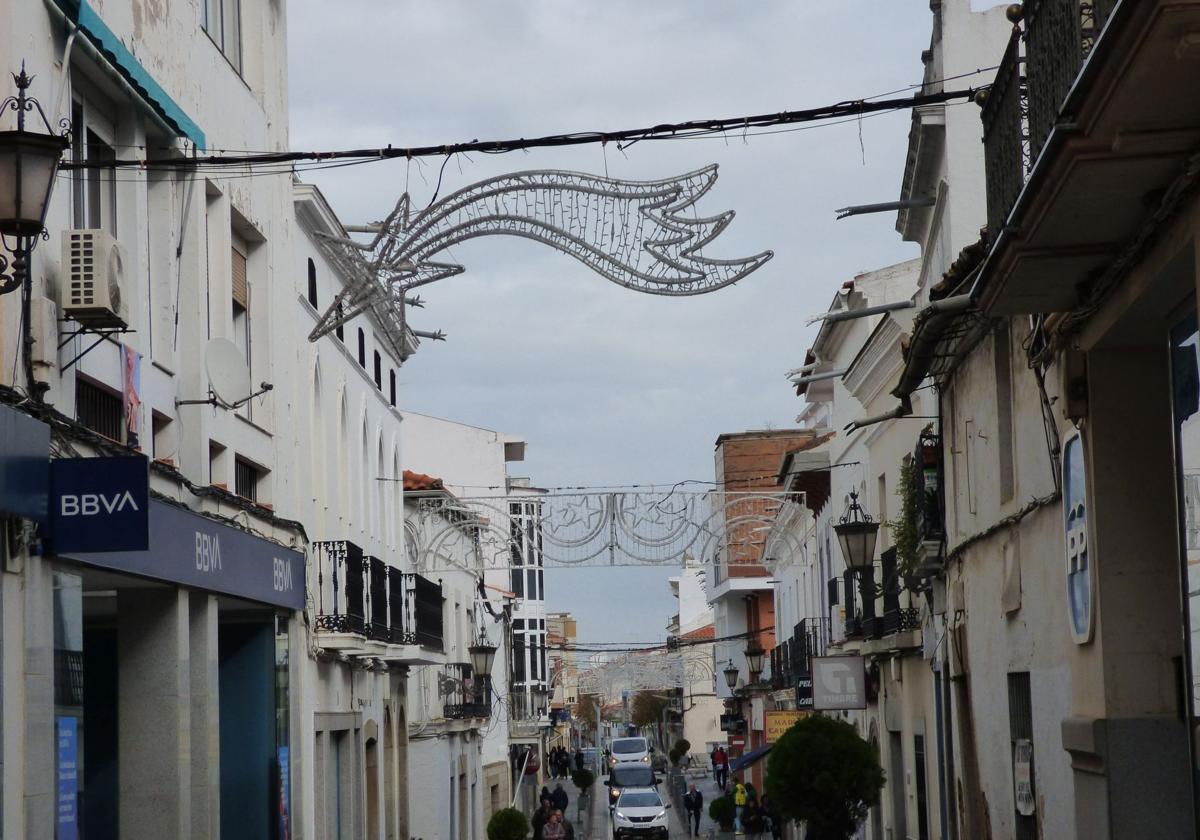 El Ayuntamiento ultima la instalación de la iluminación de Navidad