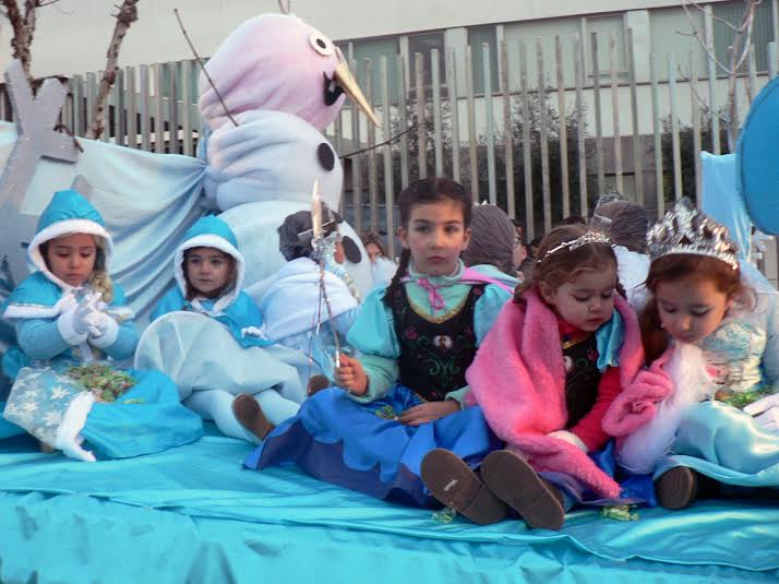 Melchor, Gaspar y Baltasar volvieron a Castuera para hacer realidad las ilusiones de niños y mayores