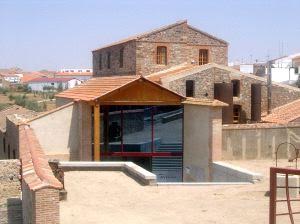 El Museo de Turrón acoge la charla-taller “Refuerza Tú Autoestima: Los Peligros e Inseguridades del Maquillaje”