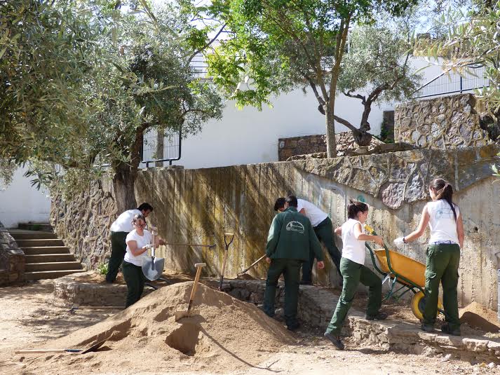 El Ayuntamiento renueva el parque de Chile del barrio El Cerrillo