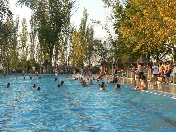 Abierto el plazo de preinscripción para los cursos natación en la piscina municipal
