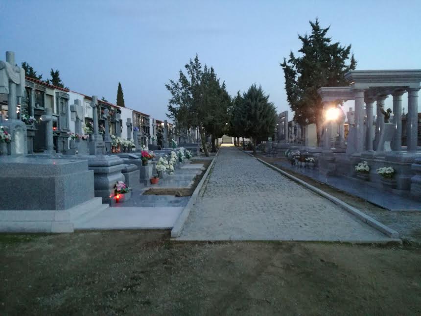 El Consistorio realiza diversas mejoras en el Cementerio Municipal y su entorno