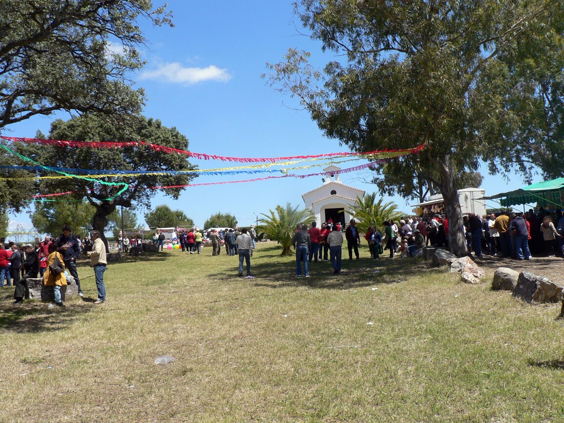 El Ayuntamiento ofrece a las peñas y grupos de amigos la posibilidad de tener una carpa en la romería de San Isidro
