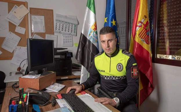 Javier Cuenca, en su despacho